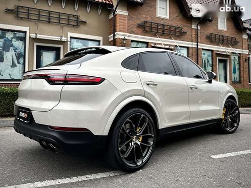 Porsche Cayenne 2022 - фото 21