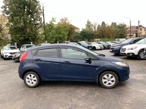 Ford Fiesta 2012 синий - фото 4