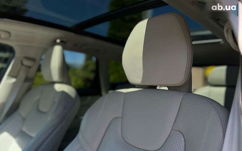 Volvo XC60 2020 - фото 20