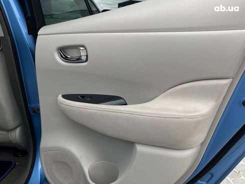 Nissan Leaf 2012 синий - фото 28