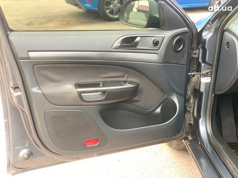 Skoda Octavia 2010 серый - фото 34