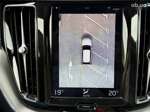 Volvo XC60 2020 - фото 27