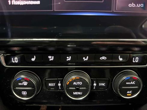 Volkswagen Passat 2019 - фото 30