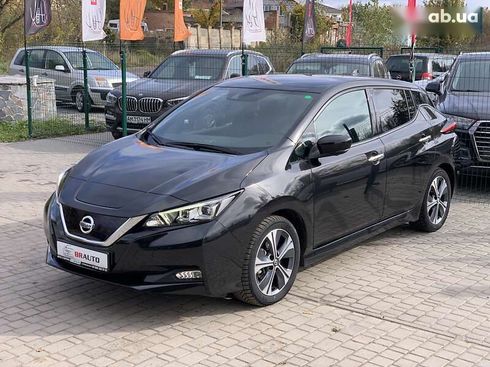 Nissan Leaf 2021 - фото 2