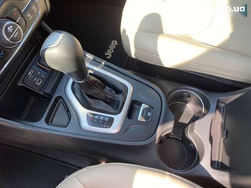 Jeep Cherokee 2016 - фото 19