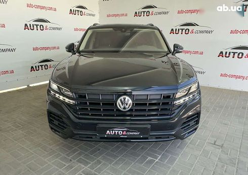 Volkswagen Touareg 2019 - фото 2