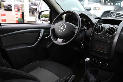 Renault Duster 2016 - фото 11
