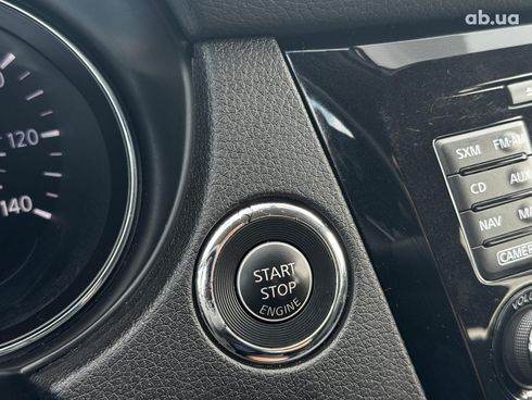 Nissan Rogue 2016 красный - фото 20