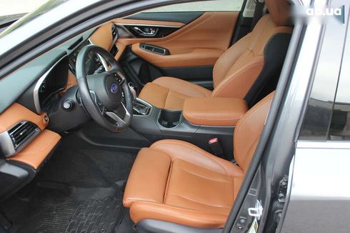 Subaru Legacy 2021 - фото 20