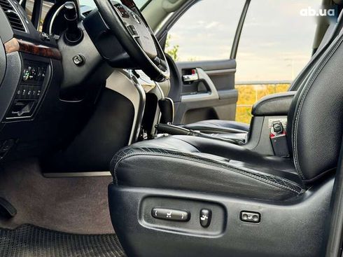 Toyota Land Cruiser 2012 - фото 22