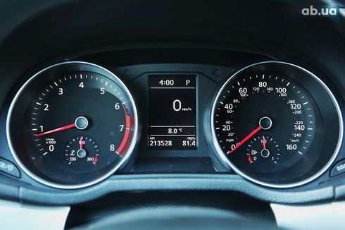 Volkswagen Passat 2015 - фото 15