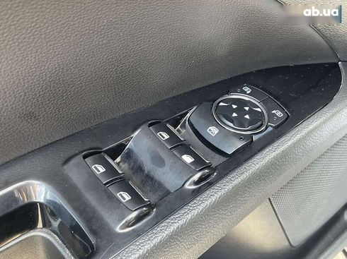 Ford Fusion 2013 - фото 22