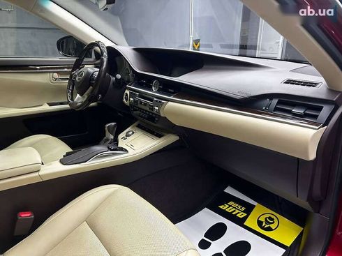 Lexus ES 2015 - фото 18