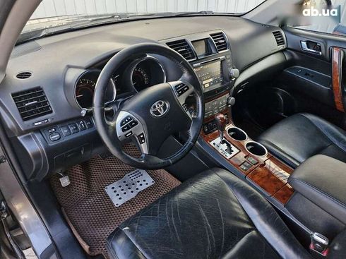 Toyota Highlander 2011 - фото 19