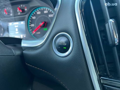 Chevrolet Traverse 2017 серый - фото 28