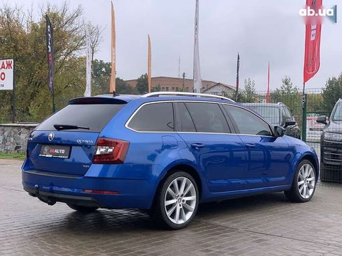 Skoda Octavia 2019 - фото 13