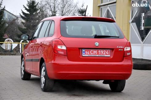 Skoda Fabia 2012 - фото 27