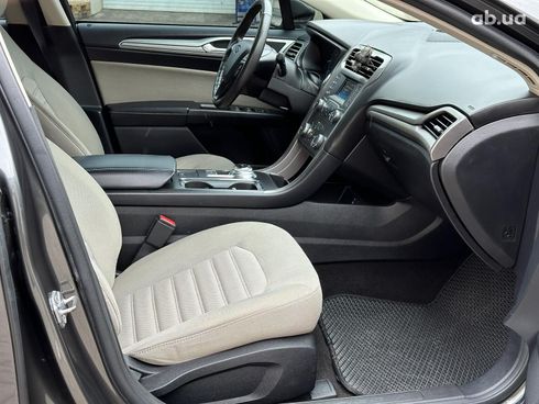Ford Fusion 2019 серый - фото 25