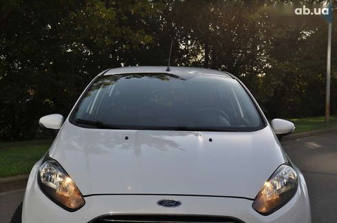 Ford Fiesta 2013 - фото 9