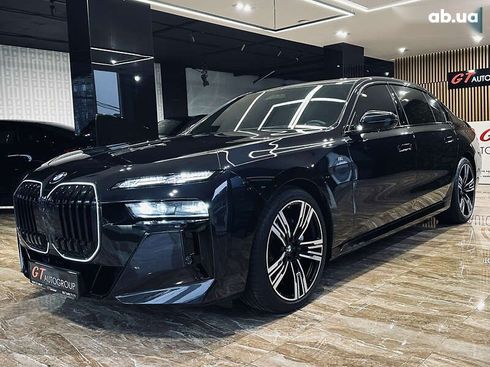 BMW 7 серия 2023 - фото 14