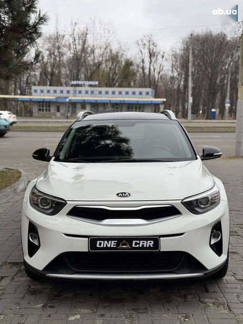 Kia Stonic 2020 - фото 2