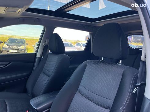 Nissan X-Trail 2019 белый - фото 27