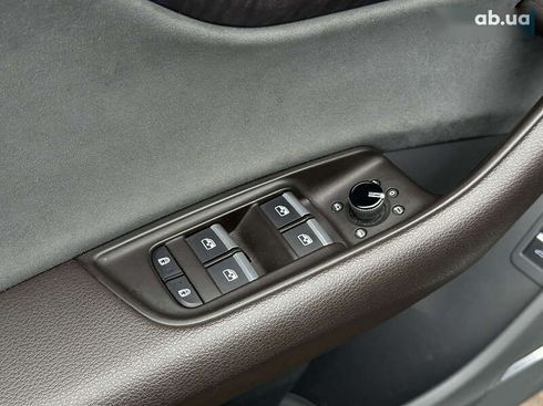 Audi Q8 2019 - фото 19