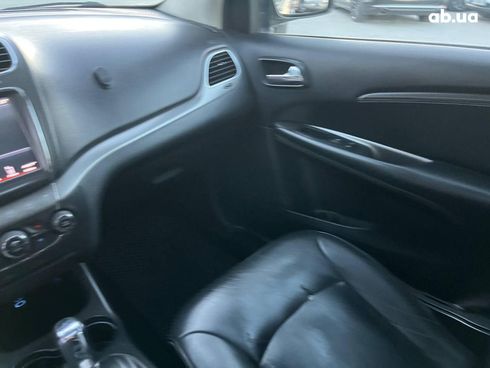 Dodge Journey 2016 серый - фото 24