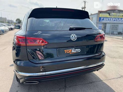 Volkswagen Touareg 2019 - фото 21