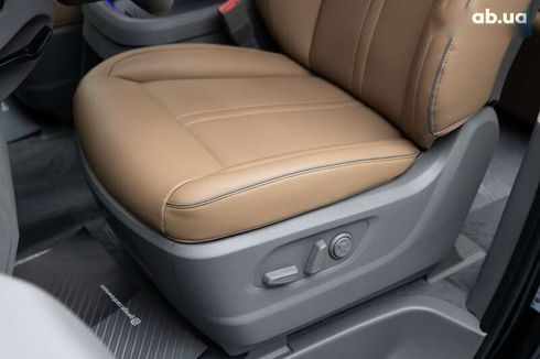 Hyundai Staria 2025 - фото 21