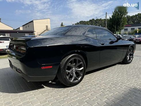 Dodge Challenger 2018 - фото 16