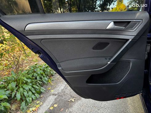 Volkswagen e-Golf 2019 синий - фото 26