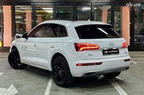 Audi Q5 2018 - фото 15