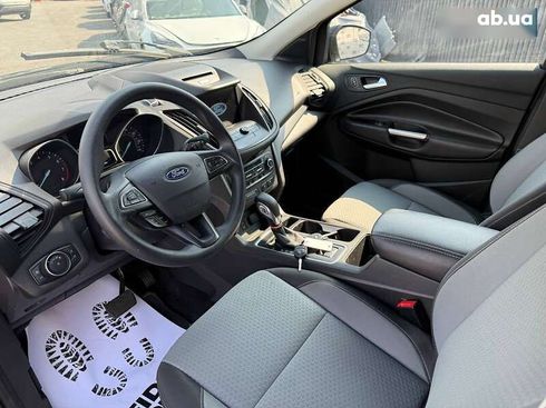 Ford Escape 2018 - фото 8