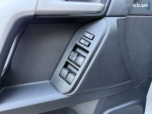 Toyota Land Cruiser Prado 2019 - фото 15