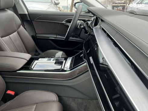 Audi A8 2023 - фото 14