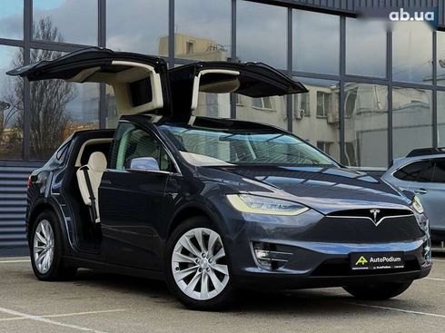 Tesla Model X 2018 - фото 14