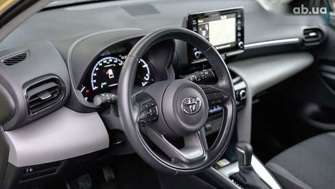 Toyota Yaris Cross 2022 - фото 13