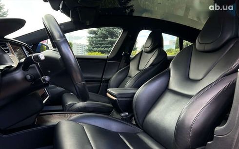 Tesla Model S 2019 - фото 19