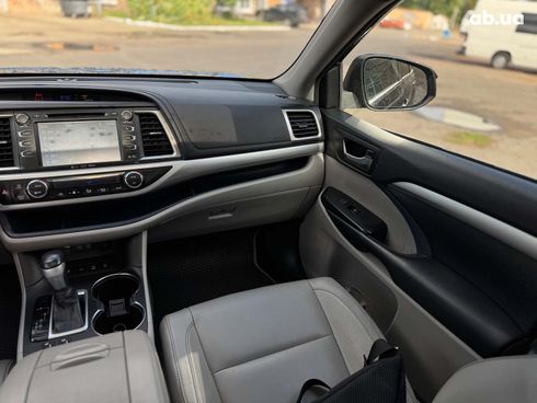Toyota Highlander 2017 черный - фото 122
