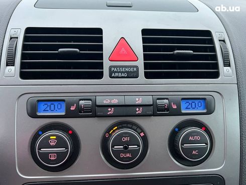 Volkswagen Touran 2009 белый - фото 28