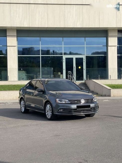 Volkswagen Jetta 2016 - фото 4