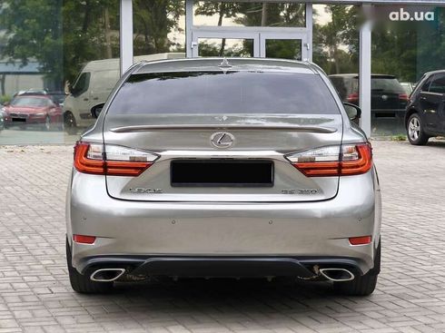 Lexus ES 2018 - фото 9