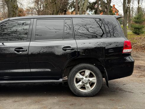 Toyota Land Cruiser 2010 черный - фото 10