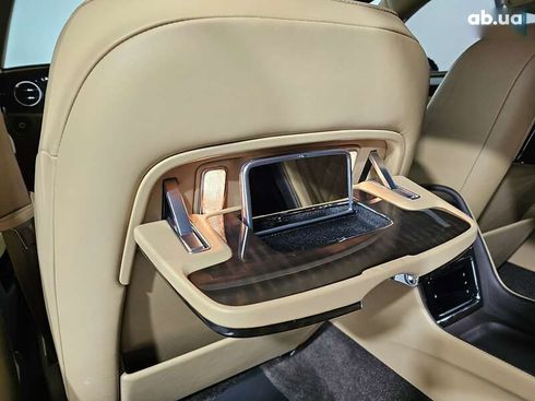 Bentley Flying Spur 2017 - фото 14