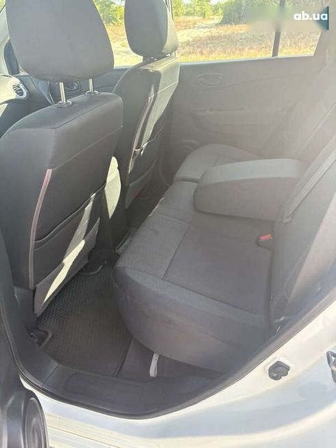 Renault Koleos 2011 - фото 17