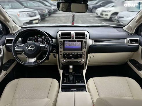 Lexus GX 2020 - фото 21