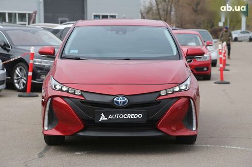 Toyota Prius 2016 - фото 2