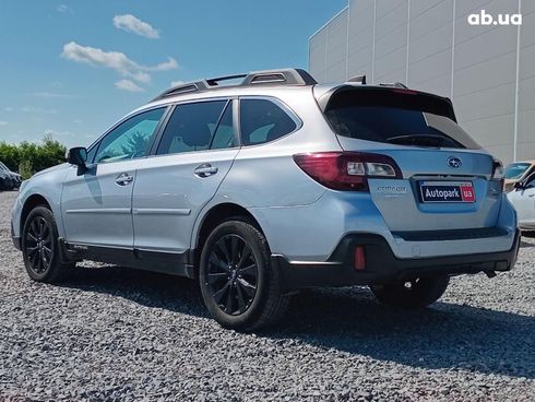 Subaru Outback 2016 серый - фото 3