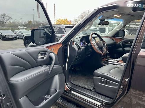 Infiniti QX80 2017 - фото 15